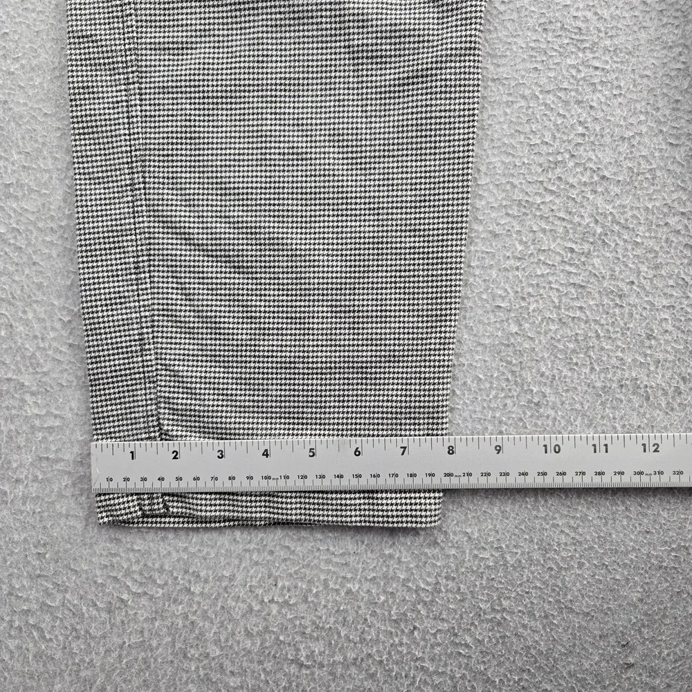 Levi's Men Pants L/G Black Check Chino Button Relaxed Logo